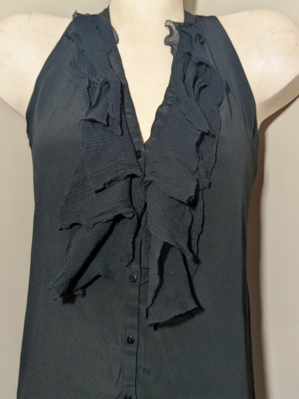 VINCE Silk Ruffle Sleeveless Blouse XS Black 100% Silk - Picture 5 of 9
